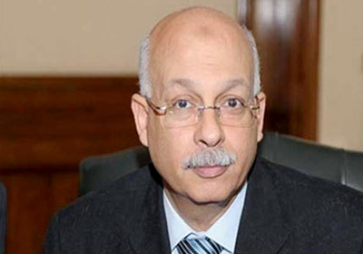 الدكتور محمد مصطفى حامد، وزير الصحة والسكان
